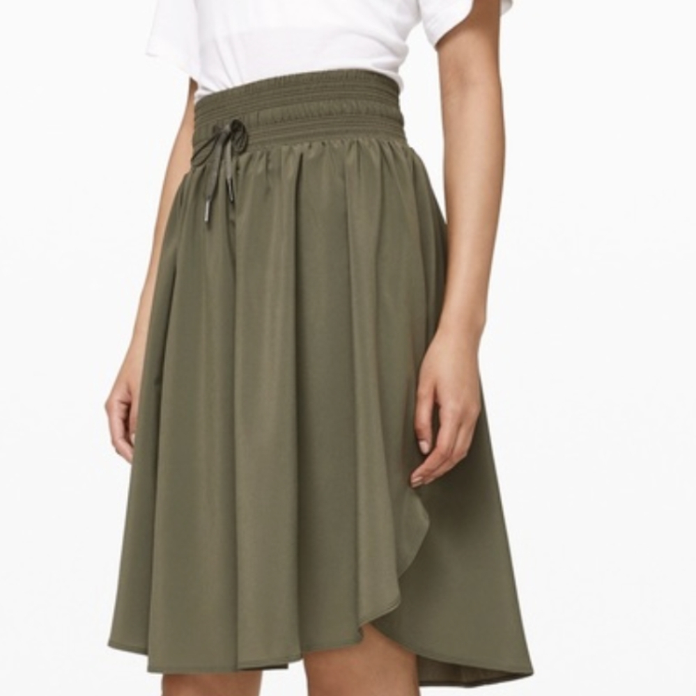 Lululemon The Everyday Skirt Olive Green Elastic Waist